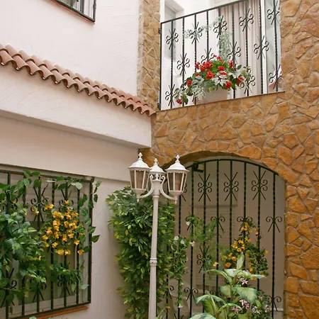Hotel Agusti 3*